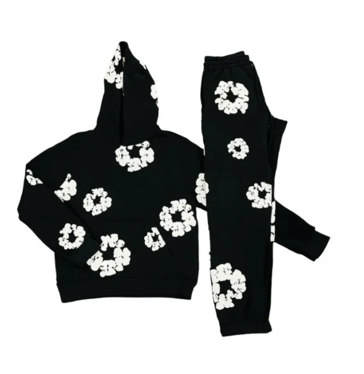 casual-floral-sports-set-eliana-8cab82d0_60bb8ca8-b7c9-461d-810b-0fa299555a1d