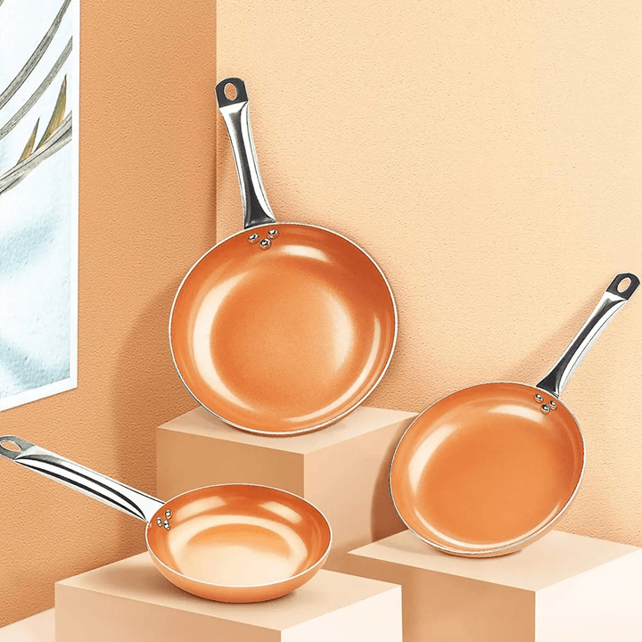 copper-pan-professional-copper-pan-with-non-stick-coating-perfect-heat-distribution-619fda90_822e7901-9703-449d-839b-1b075a02dedb