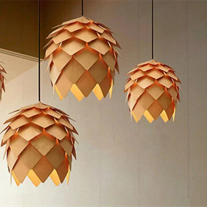 houten-hanglamp-dennenappel-design-699910