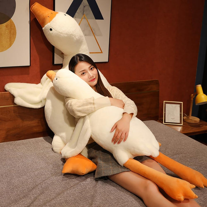 niki-cuddly-giant-goose-plush-soft-toy-in-multiple-sizes-0de6e166_b6ecf569-489d-4a3c-b3a8-f3970c9019a5