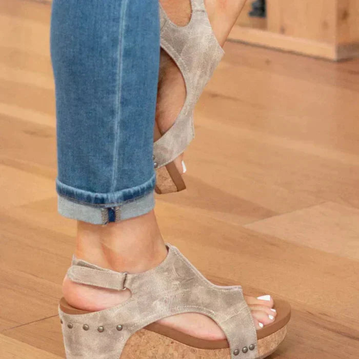 niki-elegant-and-comfortable-wedge-heels-e5c769d0_9c386462-a2cf-4406-ba2e-d69bfd3d2930