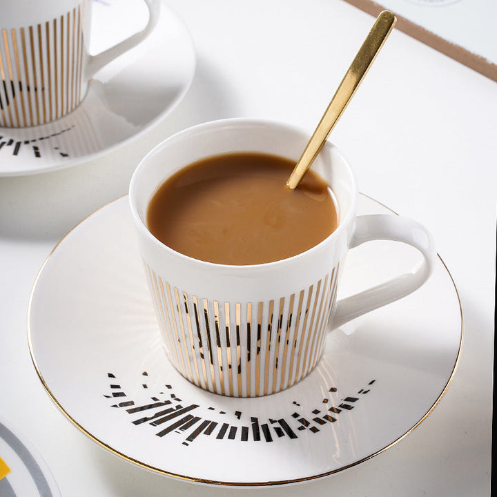 niki-moving-reflection-creative-coffee-cup-mirror-reflection-coffee-mug-2f0356fb_08d2a71b-ce24-4bae-9443-a8a1cc8613e5