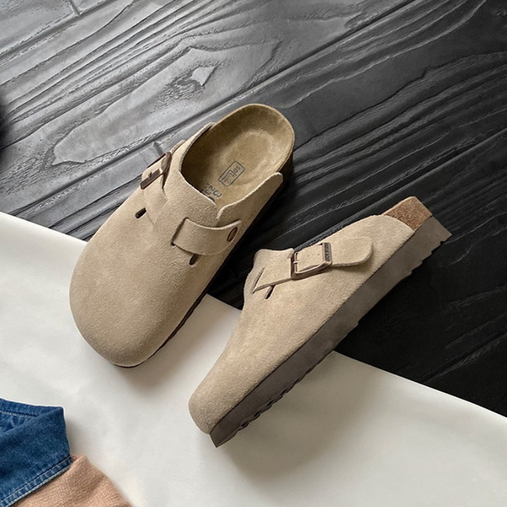 niki-unisex-slip-on-clogs-with-buckle-823437bd_9d8137fb-34bc-447b-babd-4ad043a61b1c