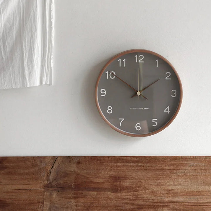 niki-wall-clock-made-of-wood-and-glass-e01a7c25_bac9025d-21a7-4c49-b2a6-5549442acf33