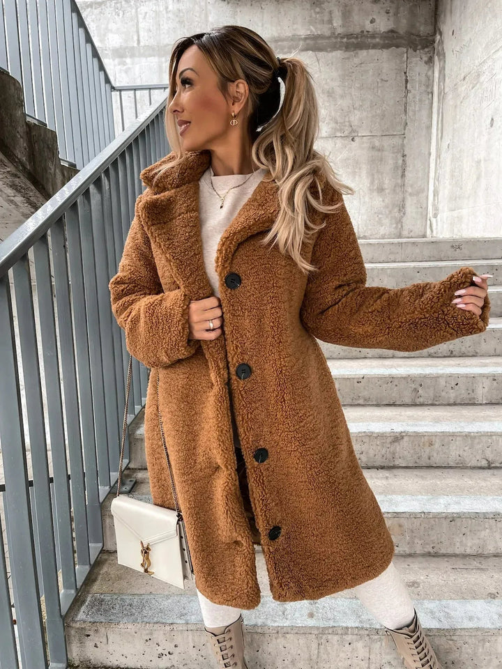 plush-trench-coat-64970ae4_5ba3ccc1-6384-45ae-b67d-a625b9c21d71